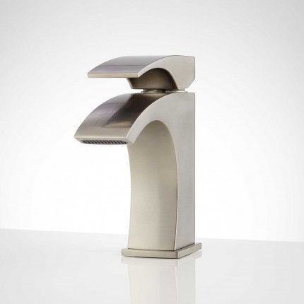 Single Hole Bathroom Faucets