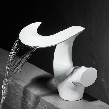 Cold and Hot Bathroom Faucet Waterfall Brass Creativity Lavatory Faucet Modern Toilet Wash Basin Taps